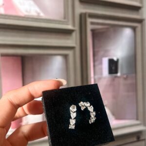 Aretes Corazones Brillantes
